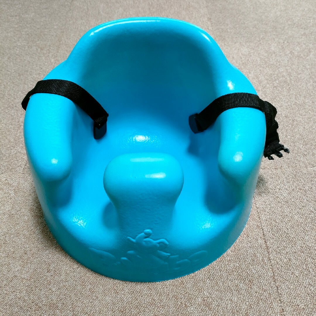 Bumbo(バンボ)のバンボ キッズ/ベビー/マタニティのキッズ/ベビー/マタニティ その他(その他)の商品写真