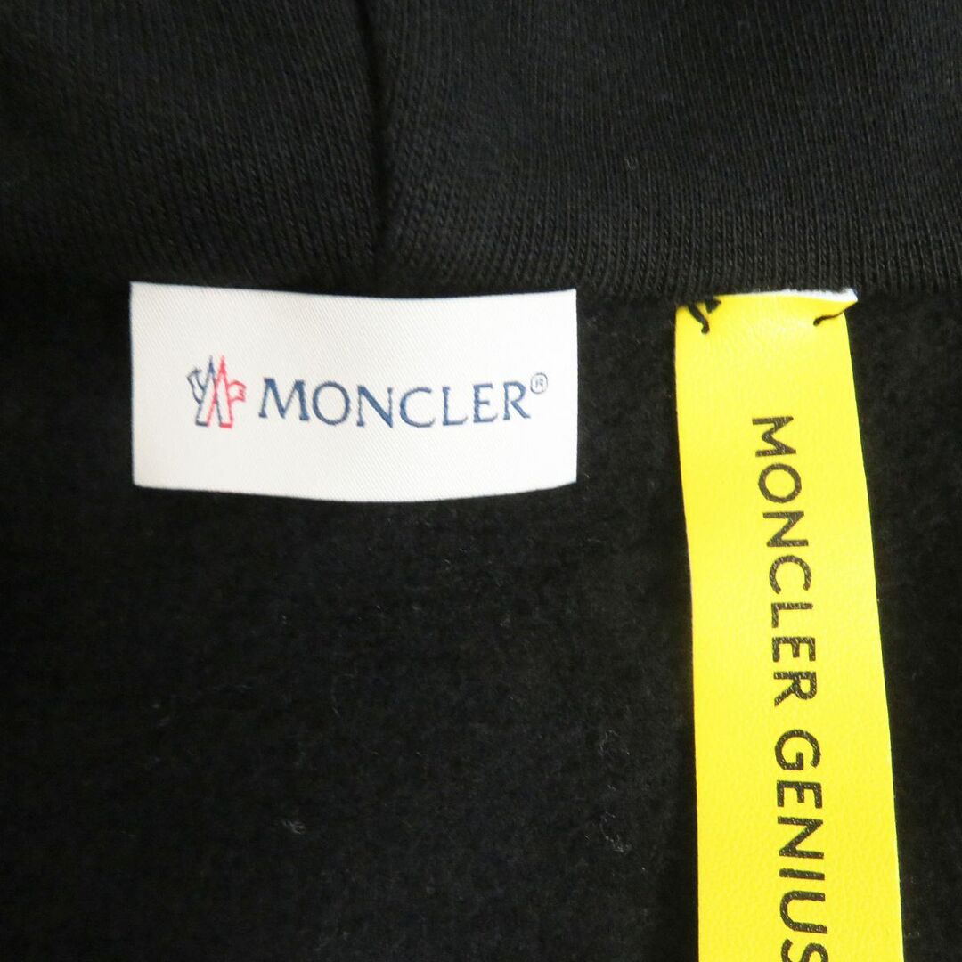 MONCLER(モンクレール)の美品□モンクレールジーニアス 6 1017 ALYX 9SM MAGLIA CON CAPPUCCIO バックプリント ジップパーカー/フーディー 黒 M 伊製 正規品 メンズ メンズのトップス(パーカー)の商品写真