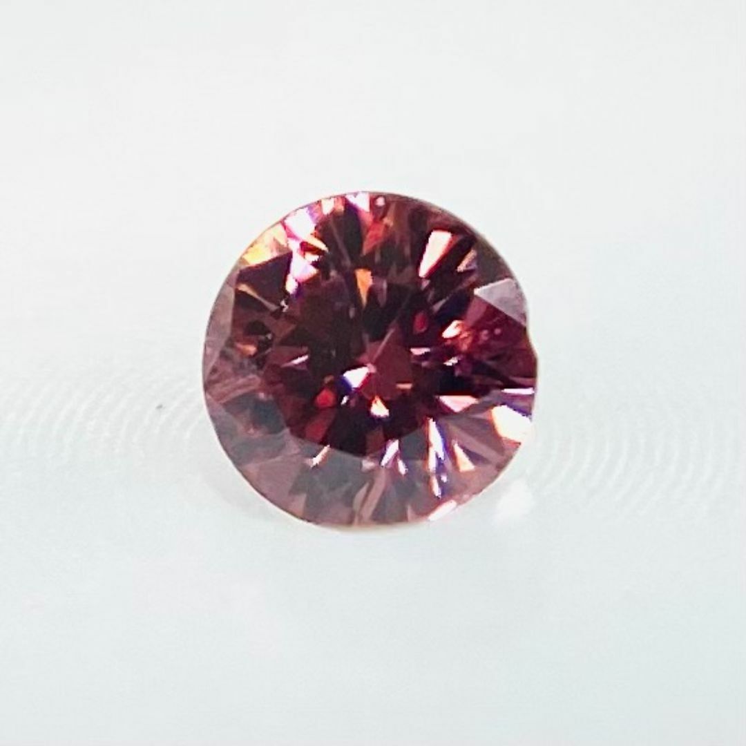 FANCY RED 0.031ct RD/RT2664/CGL レディースのアクセサリー(その他)の商品写真