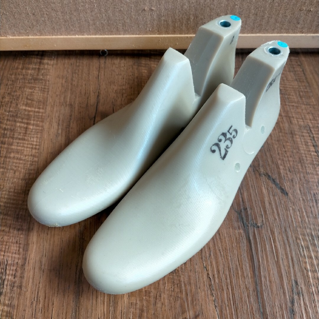 木型　靴型　ラスト　日本製　23.5cm　 ラウンドトゥ レディースの靴/シューズ(その他)の商品写真