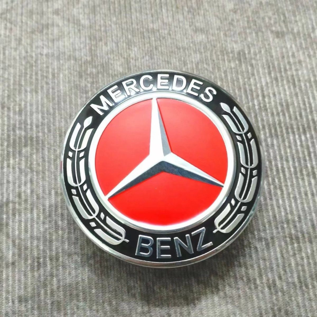 Mercedes-Benz(メルセデスベンツ)のメルセデスベンツ  ホイールセンターキャップ  75mm 4個　レッド BENZ 自動車/バイクの自動車(車外アクセサリ)の商品写真