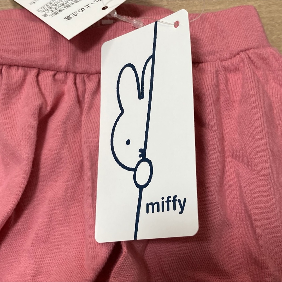 miffy(ミッフィー)の新品　110サイズ　スカッツ　ミッフィー キッズ/ベビー/マタニティのキッズ服女の子用(90cm~)(パンツ/スパッツ)の商品写真