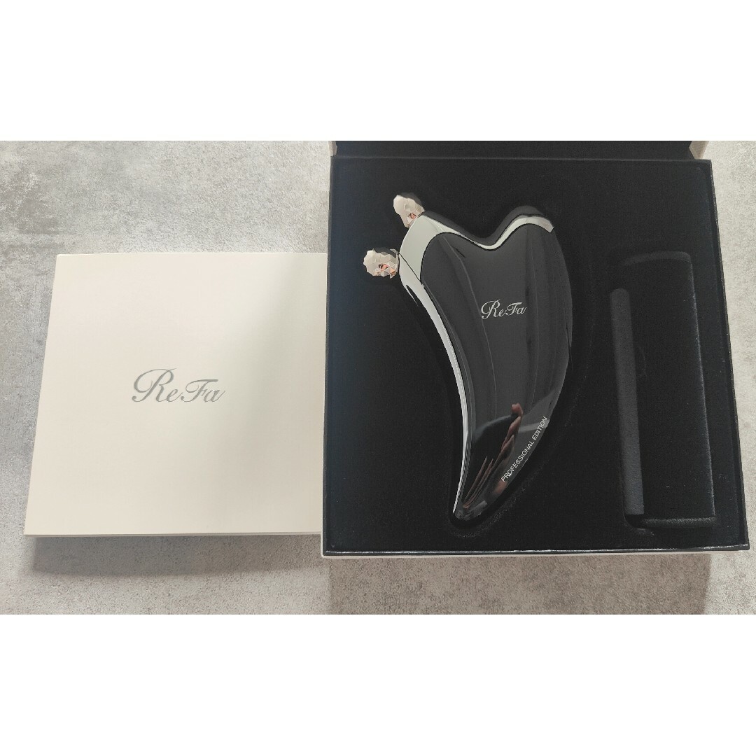 新品未使用 半値以下ReFa CAXA BLACK MODEL 正規品 新品未使用 半値以下ReFa CAXA BLACK MODEL 正規品