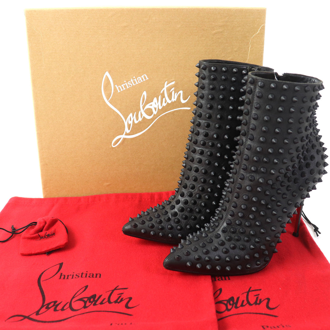 Christian Louboutin(クリスチャンルブタン)の美品△Christian Louboutin クリスチャンルブタン レザー スパイクスタッズ サイドジップ ポインテッドトゥ アンクルブーツ ブラック 37 保存袋付き イタリア製 レディース レディースの靴/シューズ(ブーツ)の商品写真