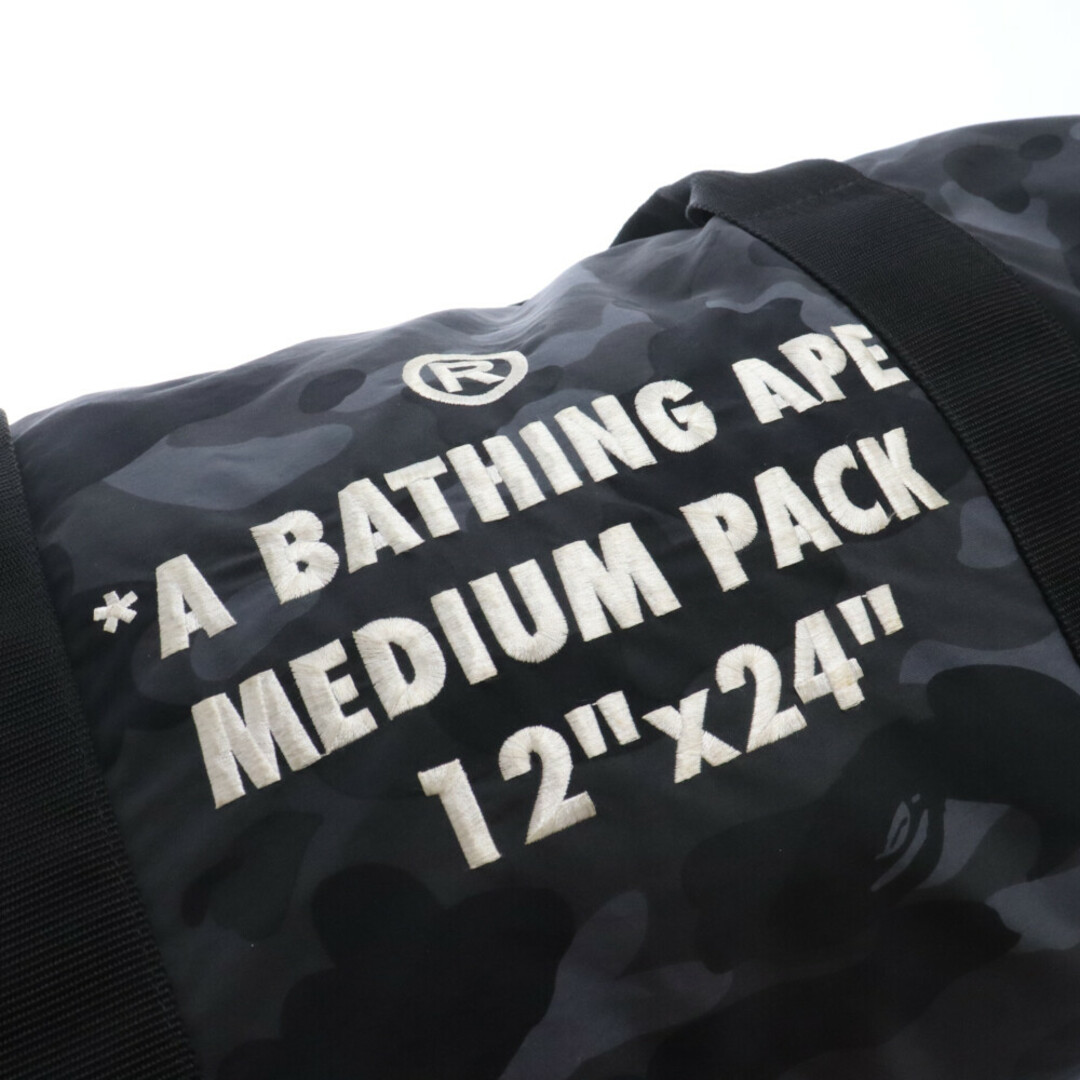 A BATHING APE(アベイシングエイプ)のA BATHING APE アベイシングエイプ OLD APE ロゴプリント ナイロン ボストン バッグ ブラック メンズのバッグ(ボストンバッグ)の商品写真