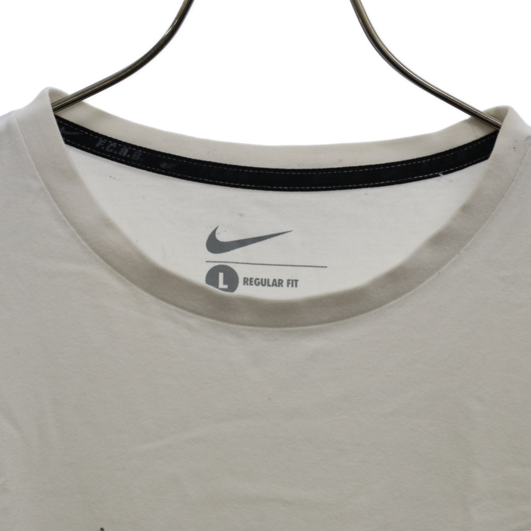 F.C.R.B.(エフシーアールビー)のF.C.R.B./F.C.Real Bristol/FCRB エフシーアールビー/エフシーレアルブリストル ×NIKE Rhinestone White T-Shirt 707783-100 ナイキ ラインストーン 半袖Tシャツ ホワイト メンズのトップス(Tシャツ/カットソー(半袖/袖なし))の商品写真