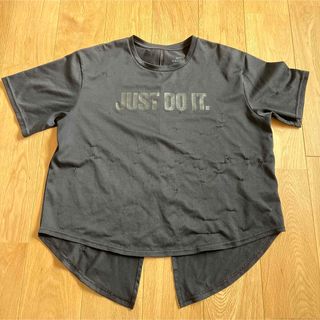 ナイキ(NIKE)のNIKE ナイキ　Tシャツ　トレーニング(Tシャツ(半袖/袖なし))