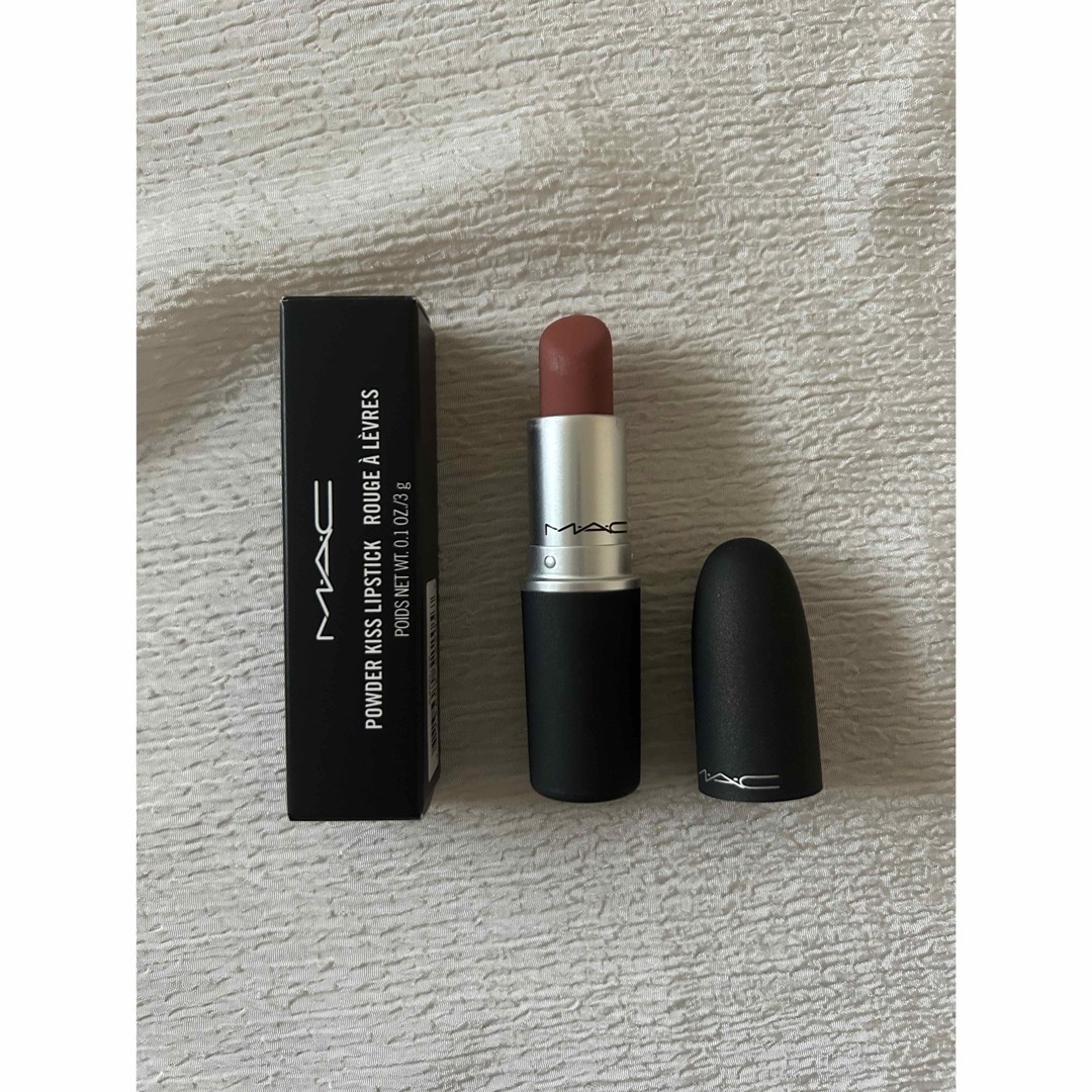 MAC(マック)のマックパウダー キスリップスティックマルイットオーバー　m.a.c. mac コスメ/美容のベースメイク/化粧品(口紅)の商品写真