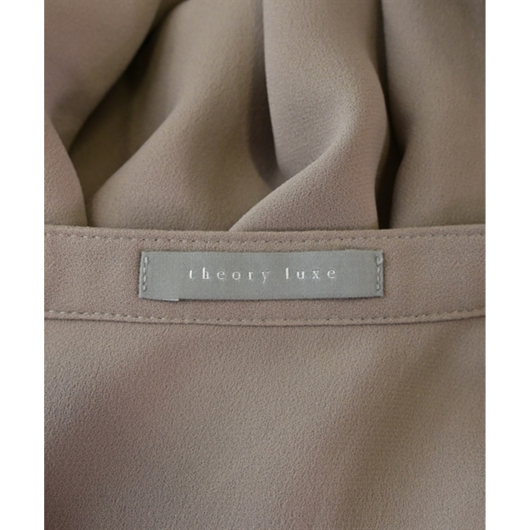 Theory luxe(セオリーリュクス)のtheory luxe カジュアルシャツ 38(M位) ベージュ 【古着】【中古】 レディースのトップス(シャツ/ブラウス(長袖/七分))の商品写真