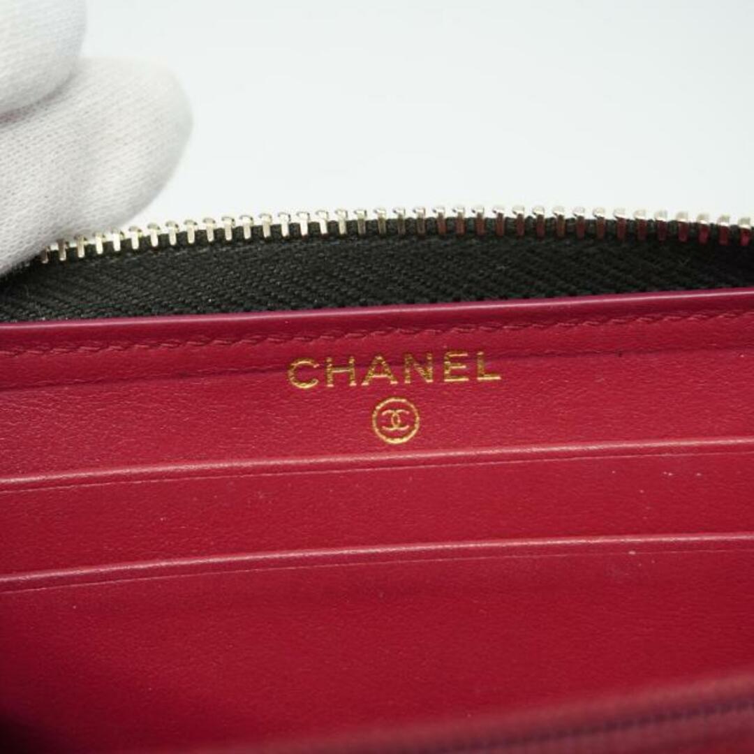 CHANEL(シャネル)の【4ha0199】シャネル 財布/シャネル19/ラムスキン/ブラック/ゴールド金具 【中古】 レディース レディースのファッション小物(財布)の商品写真