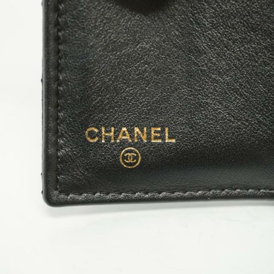 CHANEL(シャネル)の【4ha0313】シャネル 三つ折り財布/ボーイシャネル/キャビアスキン/ブラック/シャンパンゴールド金具 【中古】 レディース レディースのファッション小物(財布)の商品写真