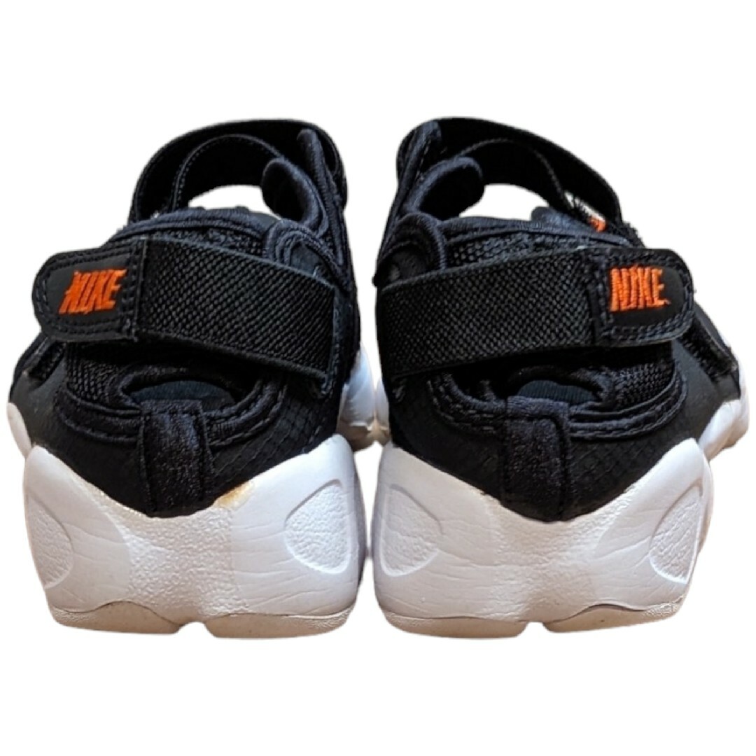 NIKE(ナイキ)のNIKE AIR RIFT ナイキ エアリフト 23cm ブラック オレンジ レディースの靴/シューズ(スニーカー)の商品写真