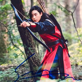 イ・イギョン直筆サイン入り2Lサイズ写真Lee Yi-kyungの通販 by まこ イ・イギョン直筆サイン入り2Lサイズ写真Lee Yi-kyungの通販 by まこ