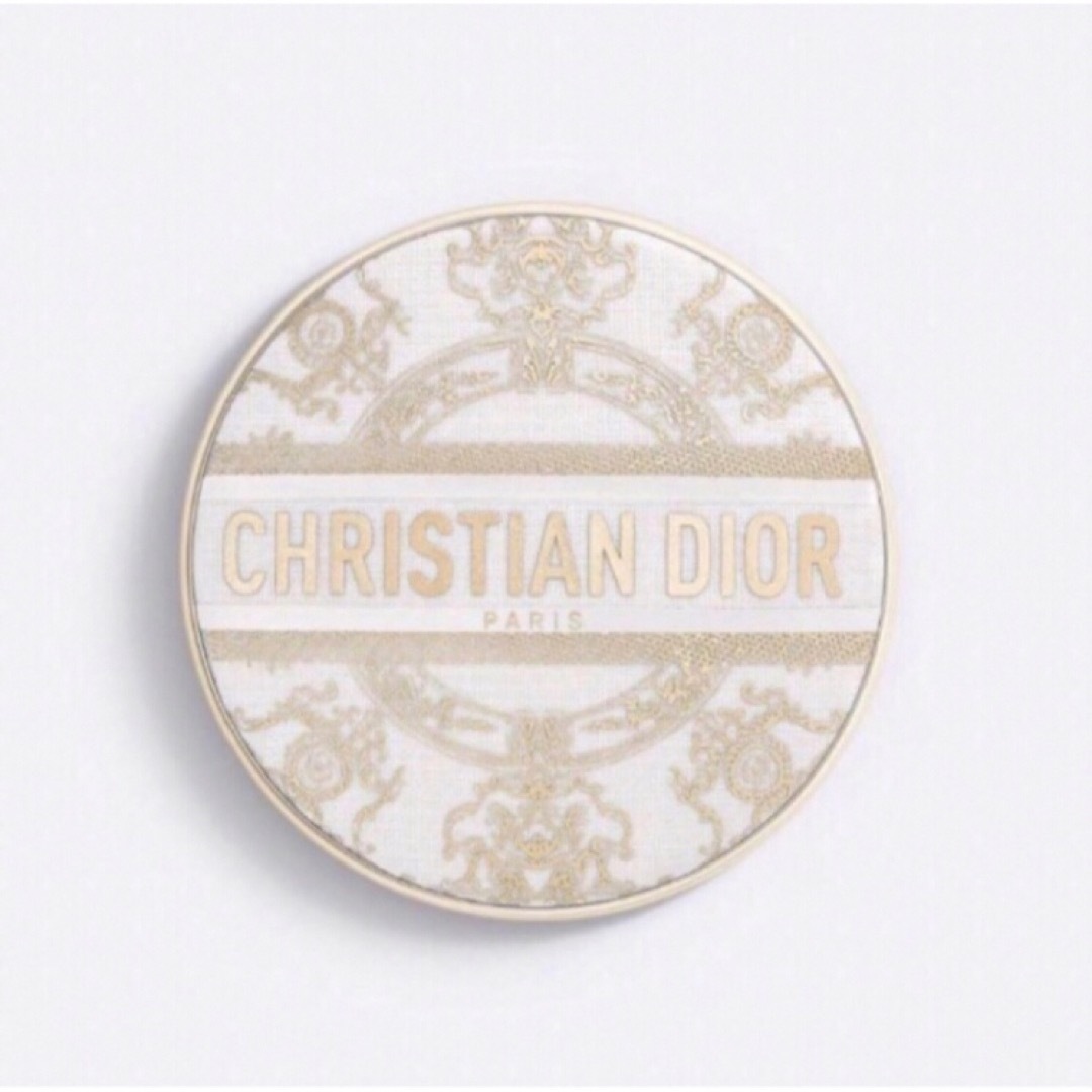 Dior(ディオール)の【新品未使用】Dior ホリデー クリスマス限定 ファンデケース チュイルリー コスメ/美容のベースメイク/化粧品(ファンデーション)の商品写真