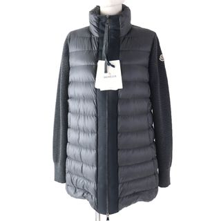 モンクレール(MONCLER)の未使用品☆MONCLER モンクレール MAGLIONE ナイロン ウール ロゴワッペン付 ニット切替 ダウンコート グレー S レディース(ダウンコート)