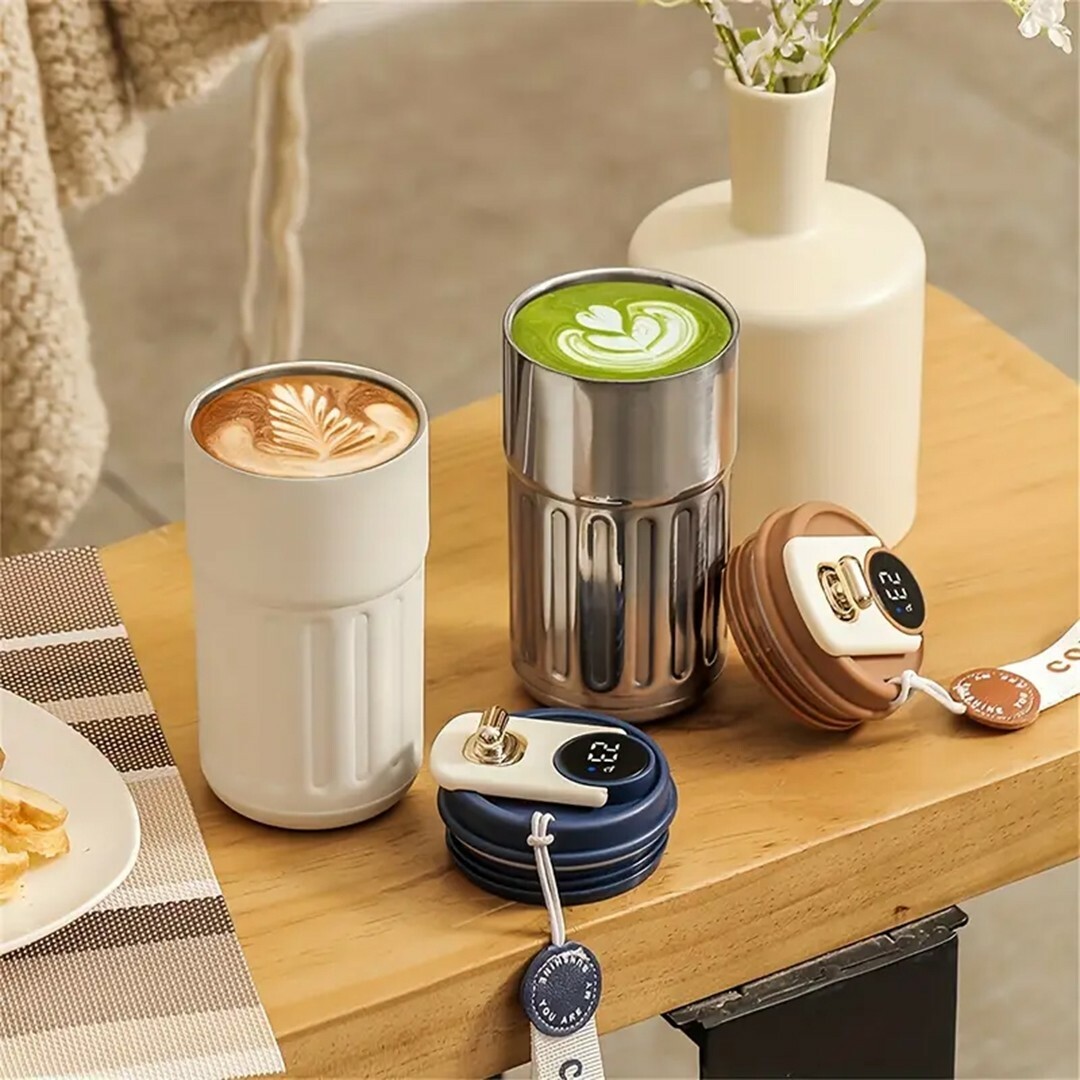 ホワイト　コーヒーカップ　マグ　タンブラー　ステンレス　温度表示付き　保温保冷 インテリア/住まい/日用品のキッチン/食器(タンブラー)の商品写真