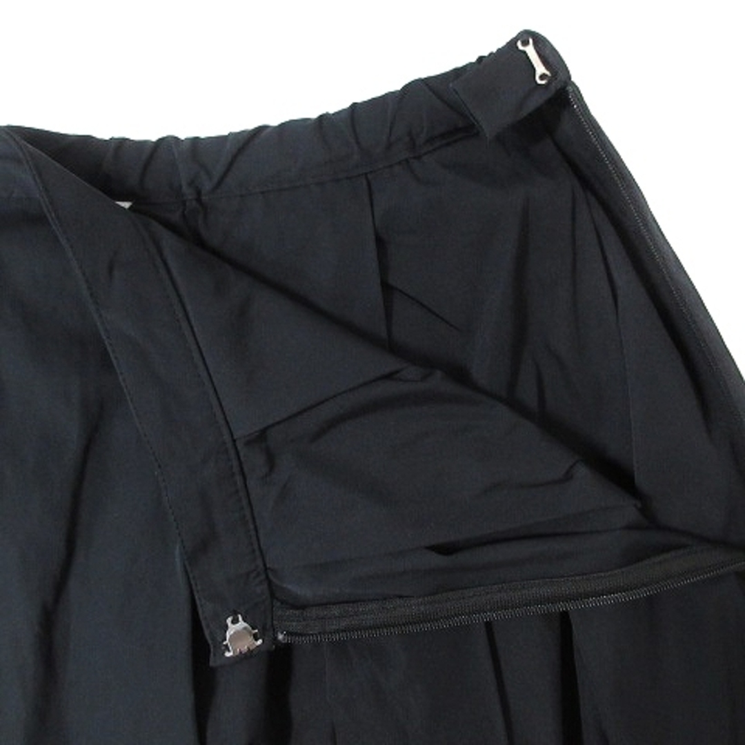 URBAN RESEARCH DOORS(アーバンリサーチドアーズ)のアーバンリサーチ ドアーズ スカート フレア ミモレ丈 ギャザー 黒 ボトムス レディースのスカート(ロングスカート)の商品写真