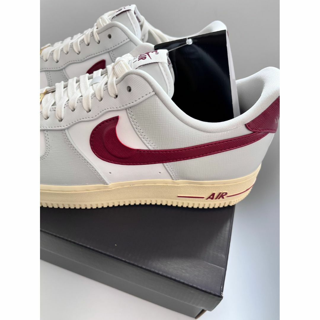 NIKE(ナイキ)の29cm 新品 NIKE AIR FORCE 1 '07 LO エアフォース1 メンズの靴/シューズ(スニーカー)の商品写真