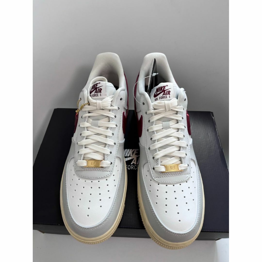 NIKE(ナイキ)の29cm 新品 NIKE AIR FORCE 1 '07 LO エアフォース1 メンズの靴/シューズ(スニーカー)の商品写真