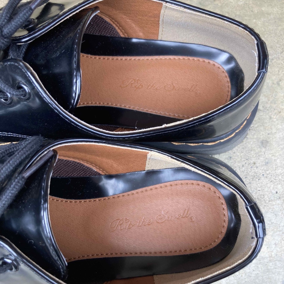エナメル靴　革靴ぽい形　ローファー レディースの靴/シューズ(ローファー/革靴)の商品写真