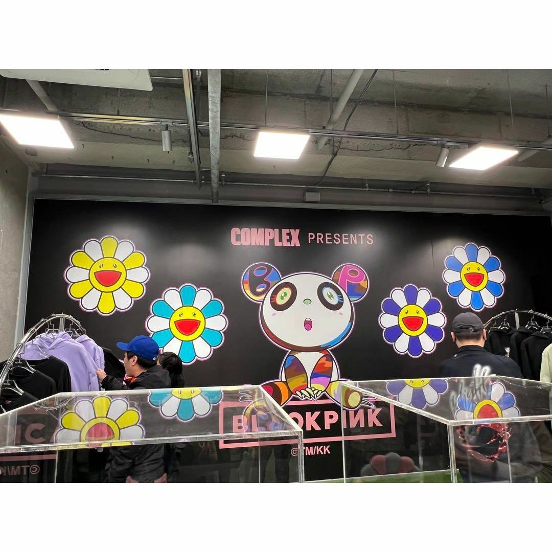 カイカイキキ - 村上隆 BLACKPINK FLOWER GO WALK Tamagotchの カイカイキキ - 村上隆 BLACKPINK FLOWER GO WALK Tamagotchの