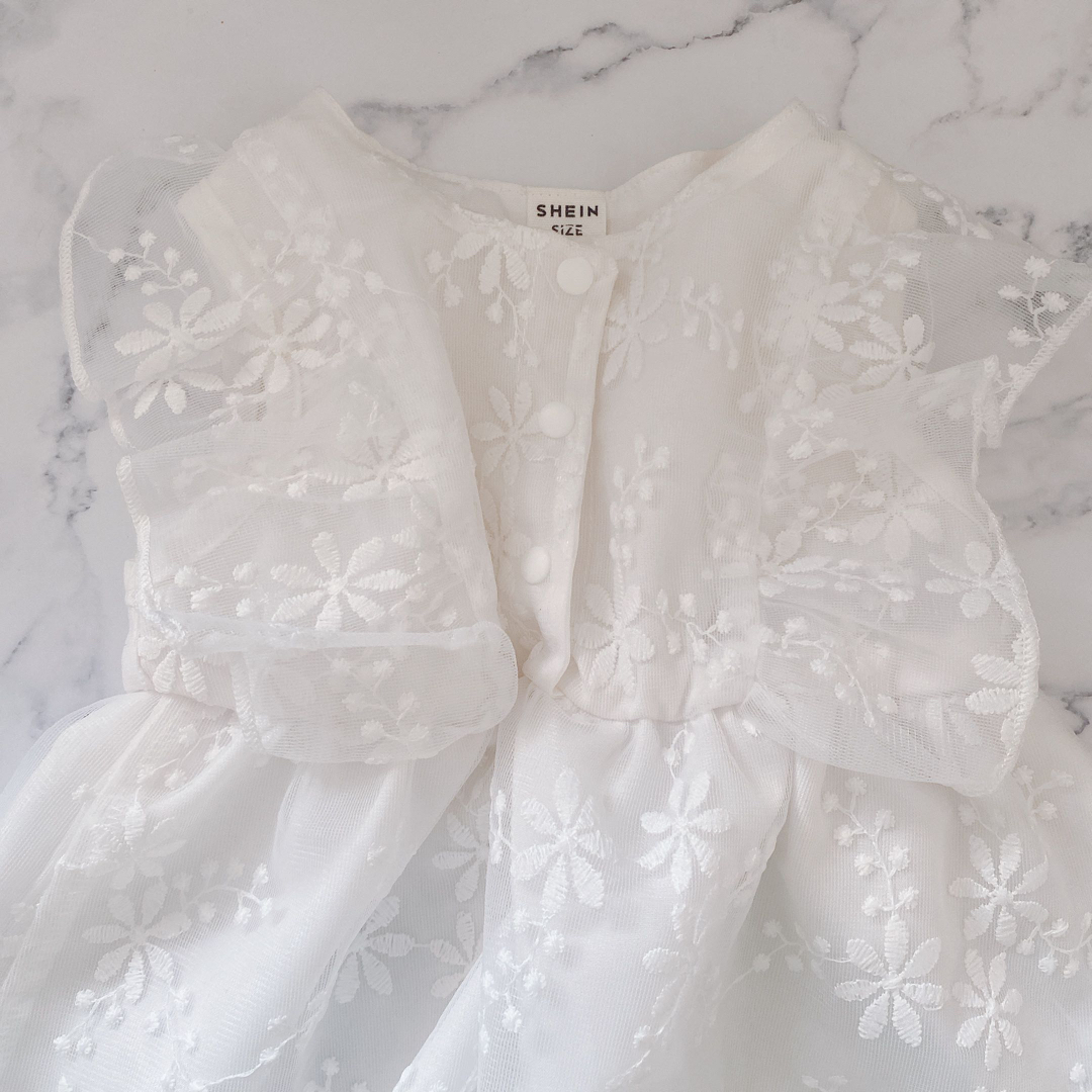 ベビー ワンピース 新生児 ホワイト ドレス チュール 刺繍 セレモニー キッズ/ベビー/マタニティのベビー服(~85cm)(セレモニードレス/スーツ)の商品写真