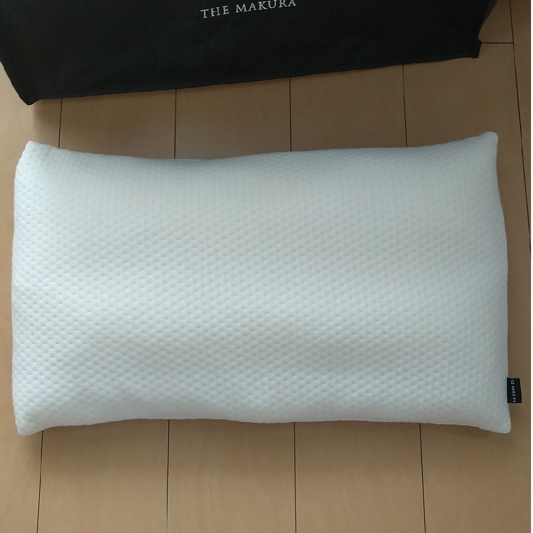 キュアレ THE MAKURA 整体枕 インテリア/住まい/日用品の寝具(枕)の商品写真