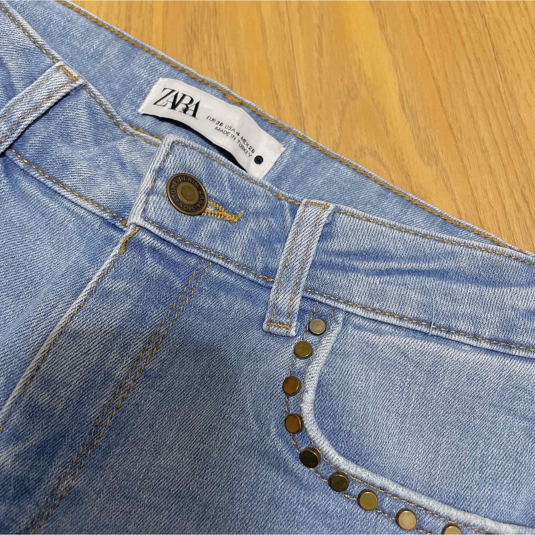 ZARA(ザラ)の4/10限定タイムセール！ ZARA スキニー レディースのパンツ(デニム/ジーンズ)の商品写真