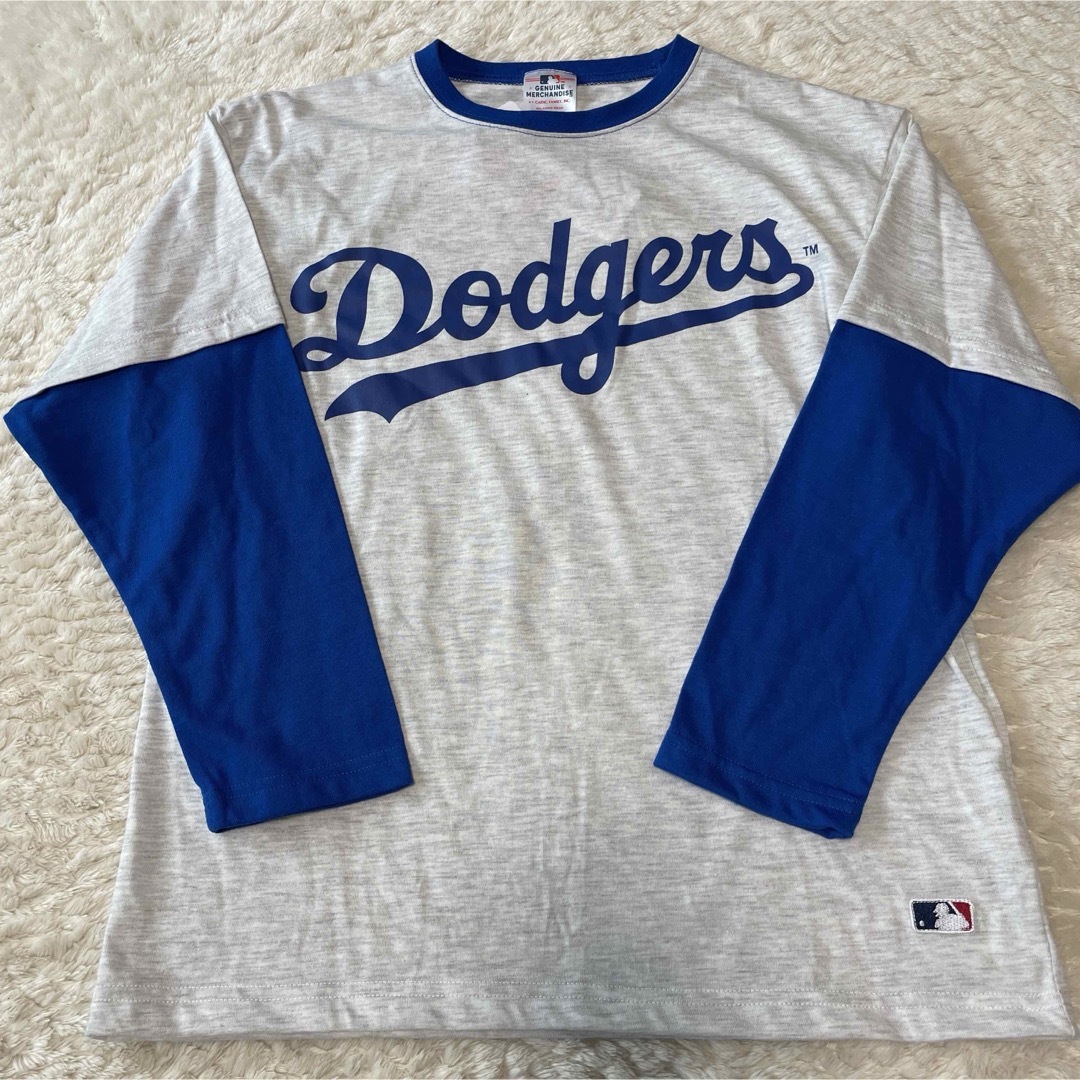 MLB(メジャーリーグベースボール)のドジャース⭐︎キッズパジャマ3点セット150cm新品未使用 キッズ/ベビー/マタニティのキッズ服女の子用(90cm~)(パジャマ)の商品写真