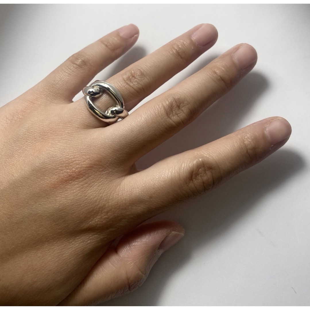 ノット　シルバー925 リング 結び　ねじりユニセックス　ギフトお洒落　銀ふ19 メンズのアクセサリー(リング(指輪))の商品写真