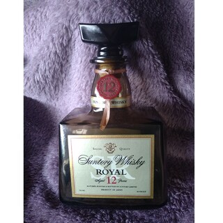 ROYAL(空き瓶)(ウイスキー)