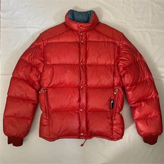 モンクレール(MONCLER)のMONCLER モンクレール ダウン レッド(ダウンジャケット)