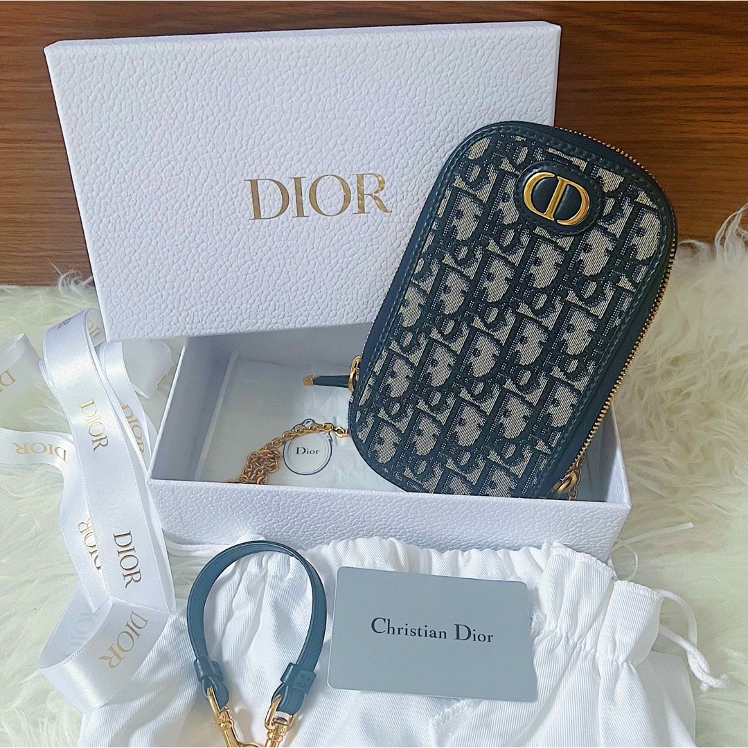 Dior(ディオール)の30 Montaigne Call'in Dior フォンホルダー レディースのバッグ(ショルダーバッグ)の商品写真
