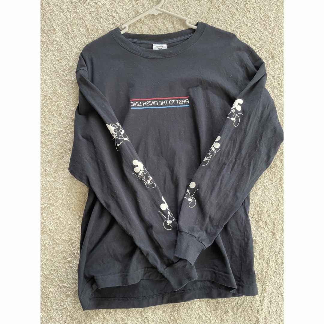 GU(ジーユー)のジーユー  Disneyコラボ長袖Ｔシャツ　メンズM メンズのトップス(Tシャツ/カットソー(七分/長袖))の商品写真