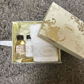 サボン(SABON)の☆新品未使用品☆ SABON サボン タオルセット ギフトセット ボディクリーム(ボディクリーム)