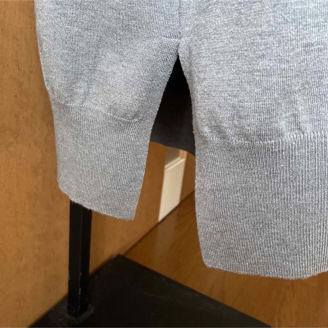 ヤマダヤYORT グレー レイヤードニットワンピ ベスト2点セットの ヤマダヤYORT グレー レイヤードニットワンピ ベスト2点セットの