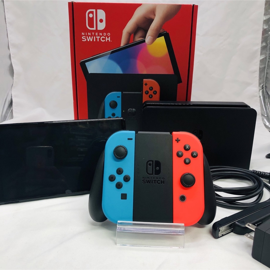 任天堂Switch 有機ELモデル HEG-001 【中古品】 KN-VJ98 任天堂Switch 有機ELモデル HEG-001 【中古品】 KN-VJ98