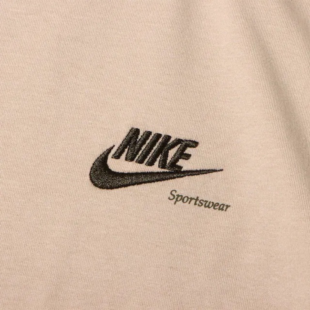 NIKE(ナイキ)の新品★NIKE★レディース★ワイドtシャツ★Lサイズ レディースのトップス(Tシャツ(半袖/袖なし))の商品写真