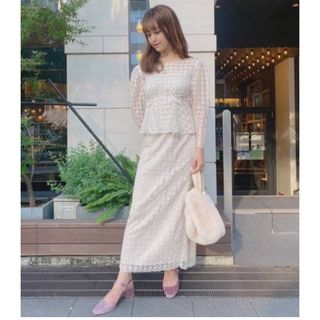 デイシー(deicy)の2日のみ限定値下げ　ブルームフローラレース　ブラウス、スカート(シャツ/ブラウス(長袖/七分))