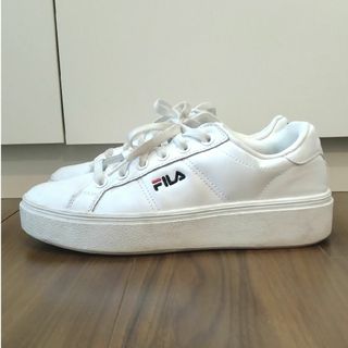 フィラ(FILA)のFIRA スニーカー　25.0cm(スニーカー)