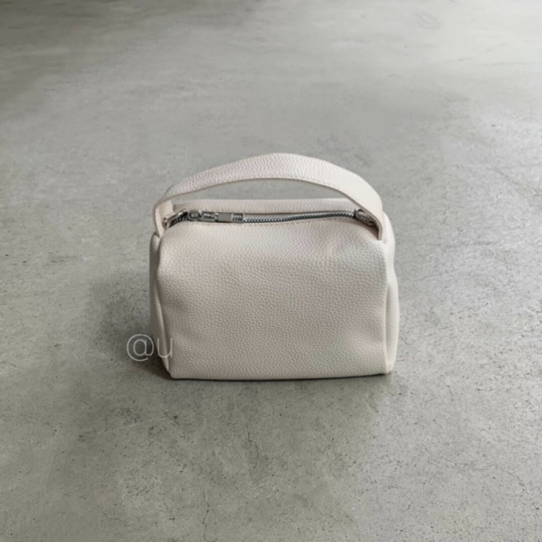 スクエア ボックス ショルダーバッグ 2way 白 斜めがけ ハンドバッグ 韓国 レディースのバッグ(ショルダーバッグ)の商品写真