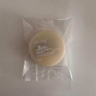 ブイティー(VT)のVT cica no sebum uv powder 保湿(フェイスパウダー)