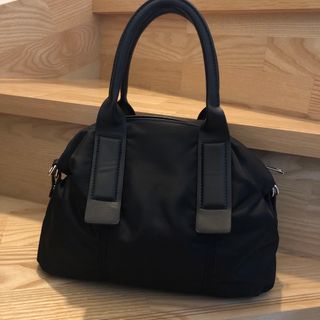 ザラ(ZARA)のZARA ナイロン　バッグ(ハンドバッグ)