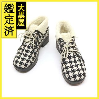 グッチ(Gucci)のGUCCI　ブーティ　レディース37ハーフ　ブラック/アイボリー　【200】(ブーティ)