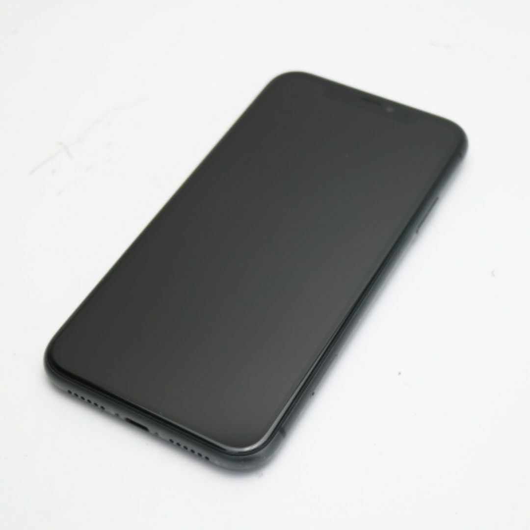 iPhone(アイフォーン)の超美品 SIMフリー iPhone 11 128GB ブラック M777 スマホ/家電/カメラのスマートフォン/携帯電話(スマートフォン本体)の商品写真