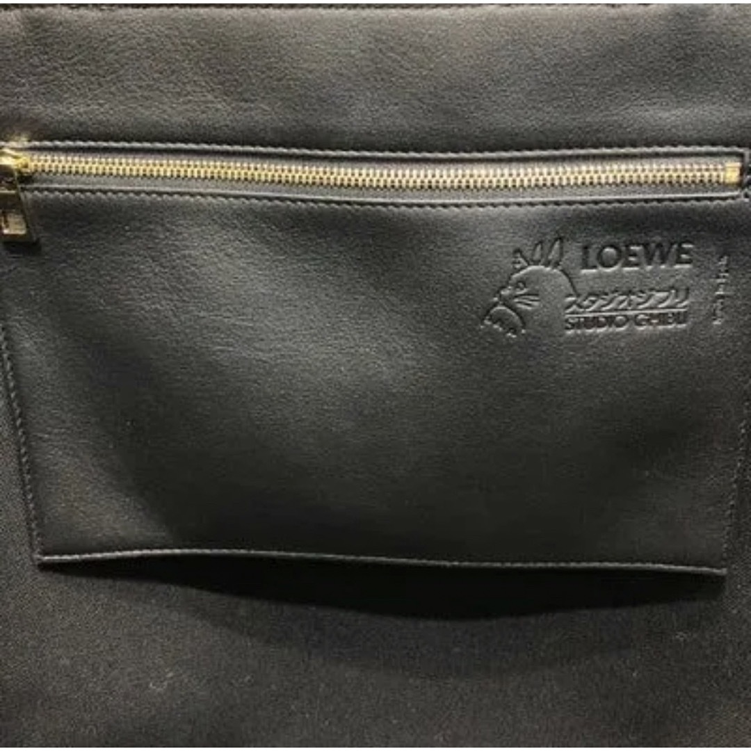 LOEWE(ロエベ)の【レア品】LOEWE ロエベ ハウルの動く城 コラボ トートバッグ レディースのバッグ(トートバッグ)の商品写真