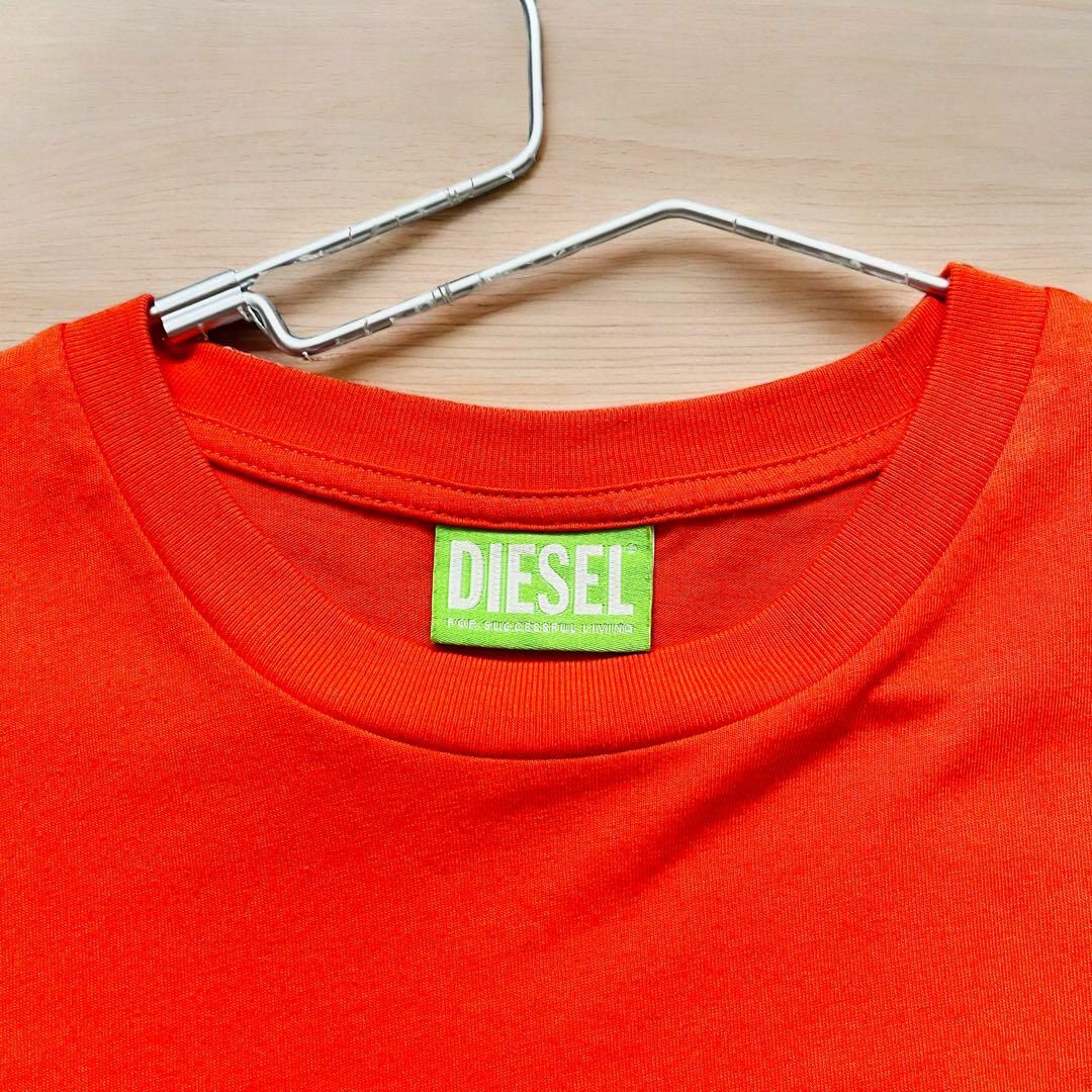 DIESEL(ディーゼル)のDIESEL メンズ Tシャツ 半袖 ロゴプリント ORN/オレンジ サイズL メンズのトップス(Tシャツ/カットソー(半袖/袖なし))の商品写真