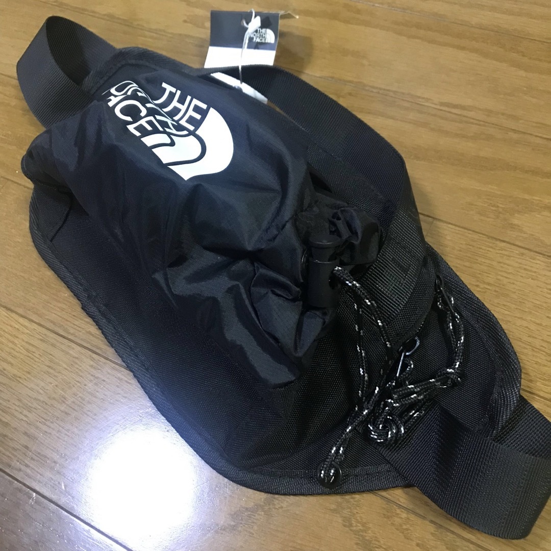 THE NORTH FACE(ザノースフェイス)の【未使用】THE NORTH FACE ボディバッグ 黒 メンズのバッグ(ボディーバッグ)の商品写真