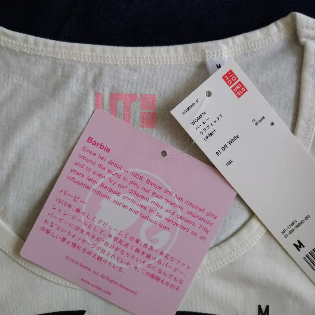 UNIQLO(ユニクロ)の■UNIQLO／新品 Barbie Tシャツ (M) レディースのトップス(Tシャツ(半袖/袖なし))の商品写真