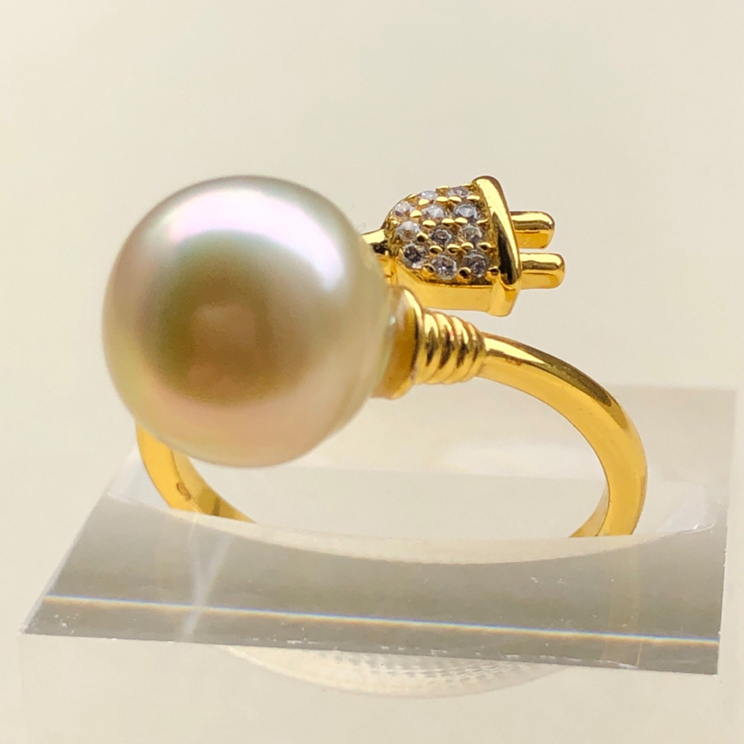 本真珠　南洋白蝶真珠　シャンパンゴールド虹色　電球デザイン　s925リング レディースのアクセサリー(リング(指輪))の商品写真